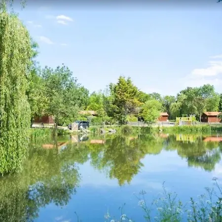 Mobilehome Riviera Avec Terrasse 47 * Saint-Gervais (Vendee)