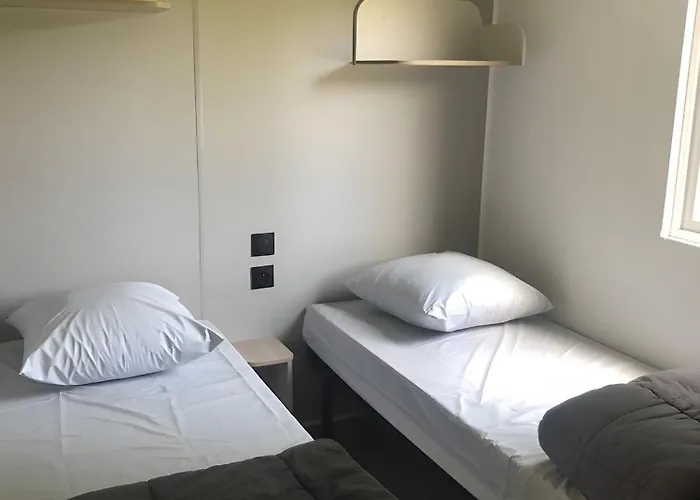 Mobilehome Riviera Avec Terrasse 47 Nyaraló