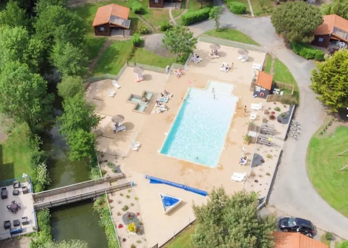 Tatil Evi Mobilehome Riviera Avec Terrasse 47 Saint-Gervais (Vendee)